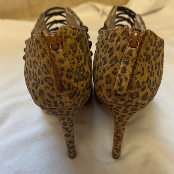 Boutique 9 Leopard Print Open Toe Heels - Women’s Size 7.5 - Picture 5 of 9